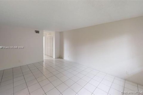 Condominio en venta en Dania Beach, Florida, 1 dormitorio, 71.35 m2 № 1220494 - foto 7