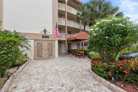 Condo in Coconut Creek, Florida, 2 bedrooms  № 1100434 - photo 20