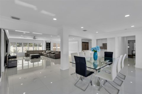 Villa ou maison à vendre à Fort Lauderdale, Floride: 4 chambres, 264.31 m2 № 1100415 - photo 26