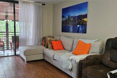 Condo in Pembroke Pines, Florida, 1 bedroom  № 1345790 - photo 12