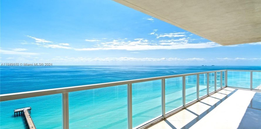 Condo in Sunny Isles Beach, Florida, 2 bedrooms  № 1331547