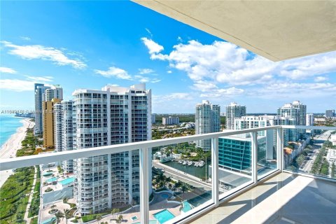 Condo in Sunny Isles Beach, Florida, 2 bedrooms  № 1331547 - photo 3