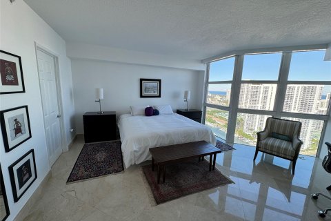 Copropriété à vendre à Aventura, Floride: 3 chambres, 197.88 m2 № 1021959 - photo 11