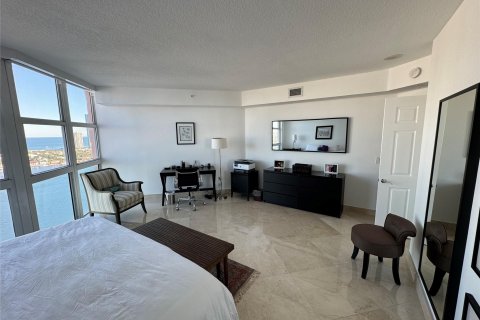 Condominio en venta en Aventura, Florida, 3 dormitorios, 197.88 m2 № 1021959 - foto 10