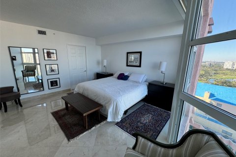 Condominio en venta en Aventura, Florida, 3 dormitorios, 197.88 m2 № 1021959 - foto 6