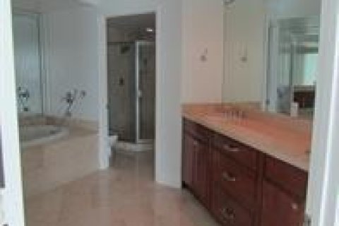 Condominio en venta en Aventura, Florida, 3 dormitorios, 197.88 m2 № 1021960 - foto 26