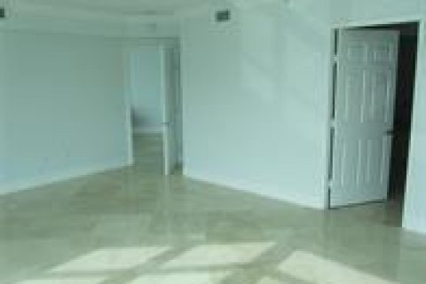 Condominio en venta en Aventura, Florida, 3 dormitorios, 197.88 m2 № 1021960 - foto 24