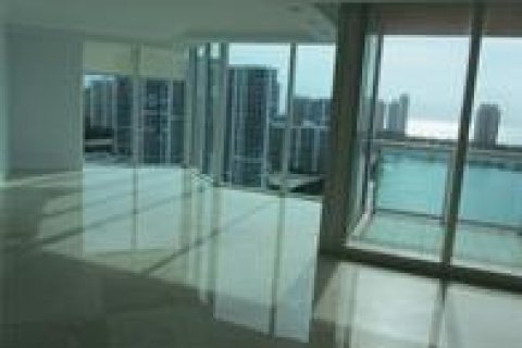 Condominio en venta en Aventura, Florida, 3 dormitorios, 197.88 m2 № 1021960 - foto 17