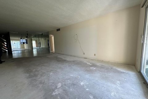 Copropriété à vendre à Coconut Creek, Floride: 2 chambres, 119.94 m2 № 1049952 - photo 1