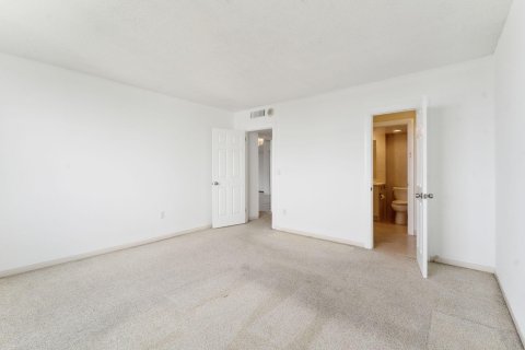 Condominio en venta en Palm Beach, Florida, 1 dormitorio, 79.15 m2 № 1098681 - foto 20