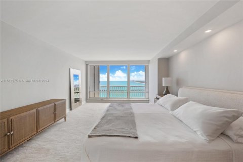 Condominio en venta en Fort Lauderdale, Florida, 2 dormitorios, 186.08 m2 № 1098581 - foto 13