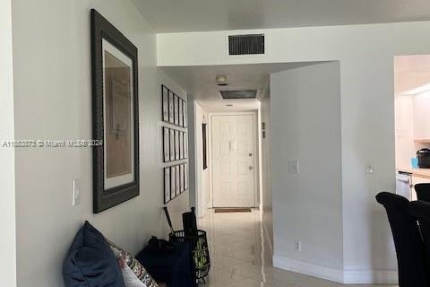 Copropriété à vendre à Pembroke Pines, Floride: 2 chambres, 125.51 m2 № 1074354 - photo 1