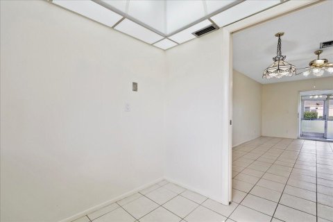 House in West Palm Beach, Florida 2 bedrooms, 77.02 sq.m. № 1163015 - photo 28