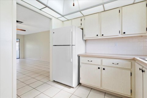 Villa ou maison à vendre à West Palm Beach, Floride: 2 chambres, 77.02 m2 № 1163015 - photo 27