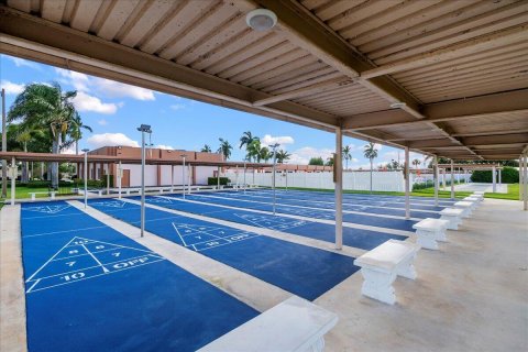 Casa en venta en West Palm Beach, Florida, 2 dormitorios, 77.02 m2 № 1163015 - foto 1