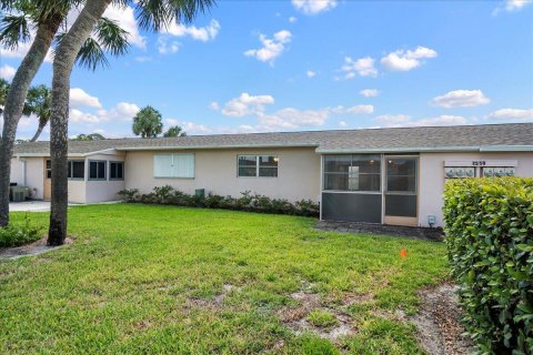 Villa ou maison à vendre à West Palm Beach, Floride: 2 chambres, 77.02 m2 № 1163015 - photo 14