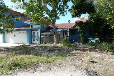 Casa en venta en Punta Gorda, Florida, 5 dormitorios, 263.29 m2 № 1297370 - foto 8