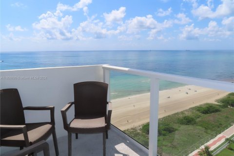 Condominio en venta en Miami Beach, Florida, 2 dormitorios, 95.78 m2 № 1228008 - foto 4