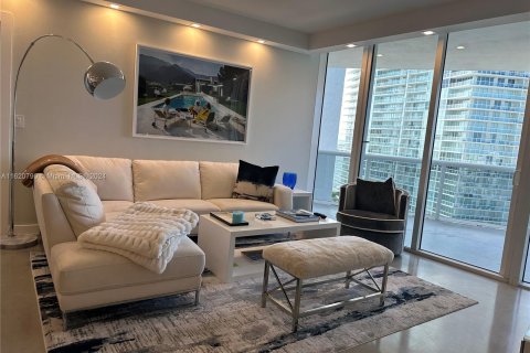 Condo in Miami Beach, Florida, 2 bedrooms  № 1242084 - photo 27