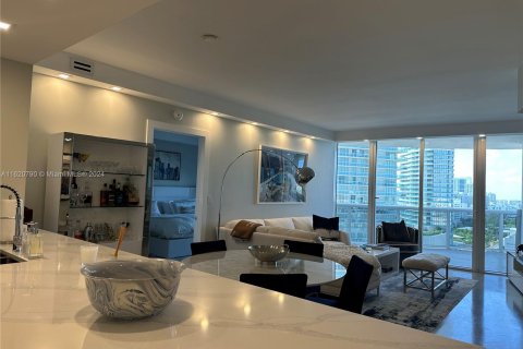 Copropriété à vendre à Miami Beach, Floride: 2 chambres, 133.5 m2 № 1242084 - photo 25