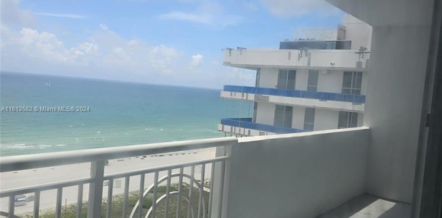 Condo à Miami Beach, Floride, 1 chambre  № 1242040