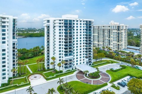 Copropriété à vendre à Boca Raton, Floride: 3 chambres, 189.33 m2 № 1058870 - photo 9