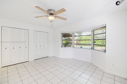 Casa en venta en Miami, Florida, 3 dormitorios, 154.68 m2 № 1397508 - foto 13