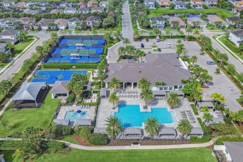 Villa ou maison à vendre à Delray Beach, Floride: 6 chambres, 333.7 m2 № 1072540 - photo 10