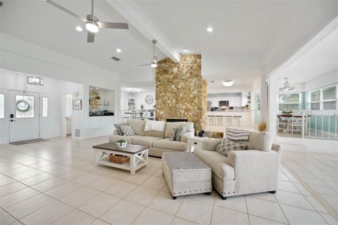 Villa ou maison à vendre à Apopka, Floride: 3 chambres, 257.06 m2 № 1352823 - photo 7