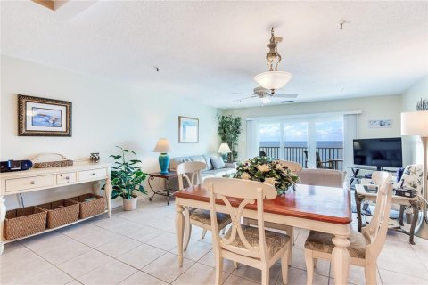 Condo in Madeira Beach, Florida, 1 bedroom  № 1356287 - photo 12