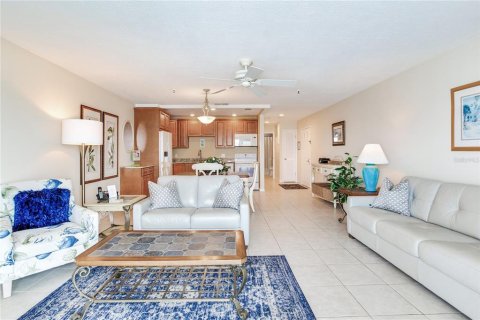 Condominio en venta en Madeira Beach, Florida, 1 dormitorio, 65.96 m2 № 1356287 - foto 25