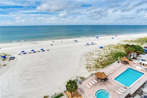 Condominio en venta en Madeira Beach, Florida, 1 dormitorio, 65.96 m2 № 1356287 - foto 22