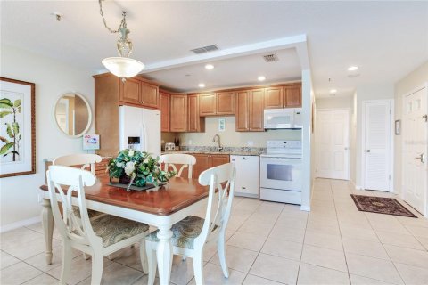 Condo in Madeira Beach, Florida, 1 bedroom  № 1356287 - photo 27