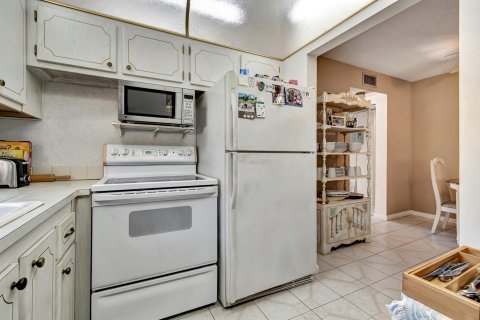 Condominio en venta en Deerfield Beach, Florida, 1 dormitorio, 65.03 m2 № 1038070 - foto 17