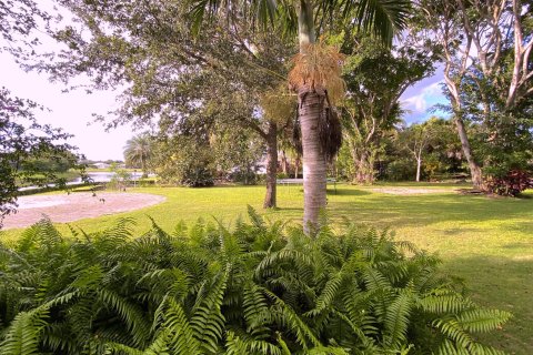 Купить земельный участок в Палм Сити, Флорида № 1038071 - фото 21