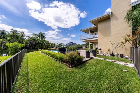 Casa en venta en Davie, Florida, 4 dormitorios, 288 m2 № 1068198 - foto 19