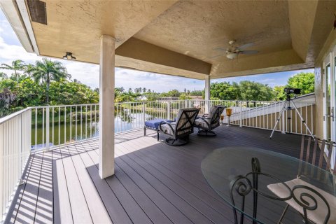 Villa ou maison à vendre à Davie, Floride: 4 chambres, 288 m2 № 1068198 - photo 10