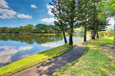 Condo in Coconut Creek, Florida, 3 bedrooms  № 1228518 - photo 1