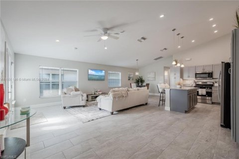 Casa en venta en LaBelle, Florida, 2 dormitorios, 113.71 m2 № 1076254 - foto 9