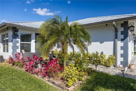 Casa en venta en LaBelle, Florida, 2 dormitorios, 113.71 m2 № 1076254 - foto 2