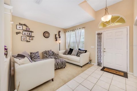 Casa en venta en Tampa, Florida, 4 dormitorios, 233.09 m2 № 1087474 - foto 3
