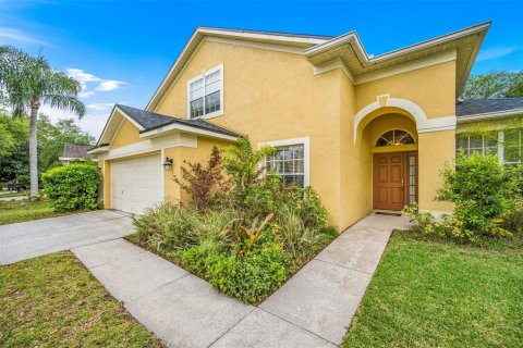 Villa ou maison à vendre à Tampa, Floride: 4 chambres, 233.09 m2 № 1087474 - photo 2