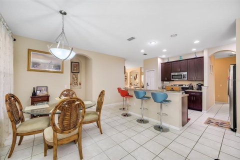 Villa ou maison à vendre à Tampa, Floride: 4 chambres, 233.09 m2 № 1087474 - photo 13