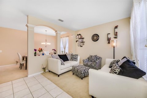 Villa ou maison à vendre à Tampa, Floride: 4 chambres, 233.09 m2 № 1087474 - photo 5