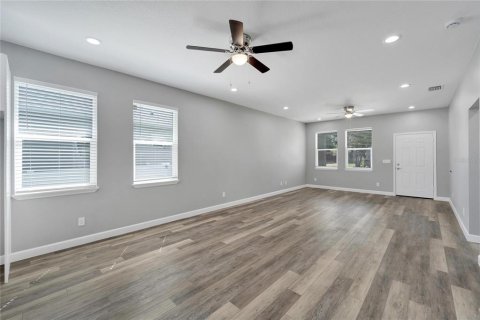 Casa en venta en Tampa, Florida, 3 dormitorios, 134.89 m2 № 1087432 - foto 12