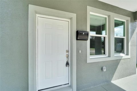 House in Tampa, Florida 3 bedrooms, 134.89 sq.m. № 1087432 - photo 5