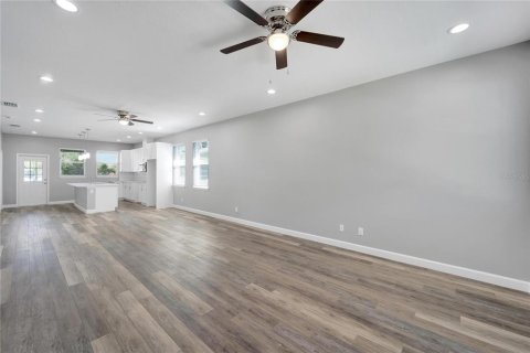 Casa en venta en Tampa, Florida, 3 dormitorios, 134.89 m2 № 1087432 - foto 6