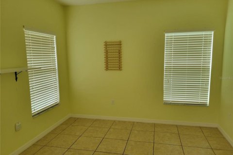 House in Kissimmee, Florida 5 bedrooms, 294.87 sq.m. № 1335907 - photo 11