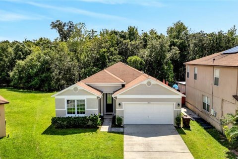 Villa ou maison à vendre à Kissimmee, Floride: 3 chambres, 177.35 m2 № 1342023 - photo 4