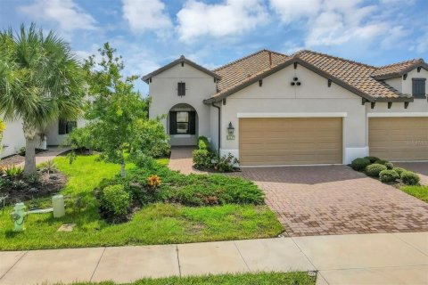 Villa ou maison à vendre à Englewood, Floride: 3 chambres, 171.4 m2 № 1342025 - photo 1